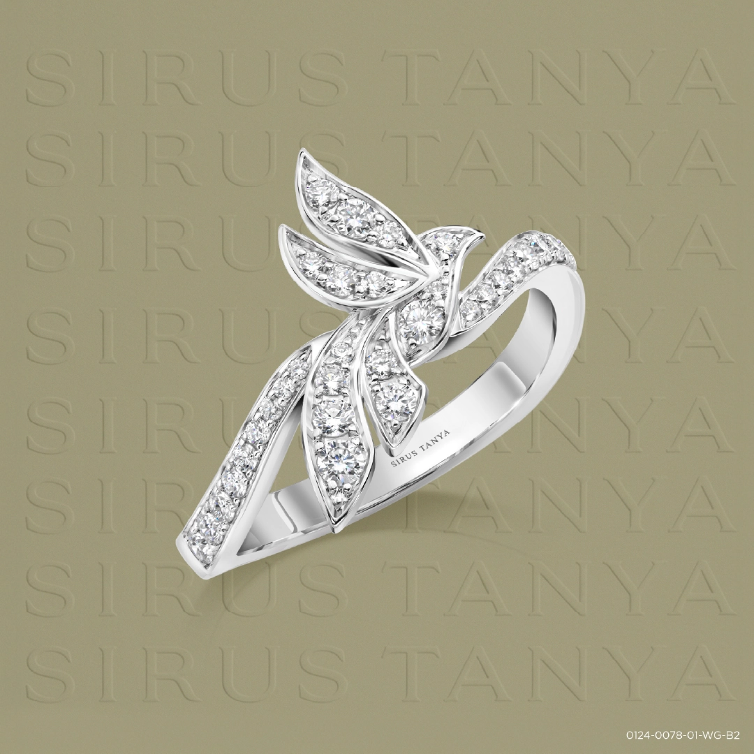 Ava Ring